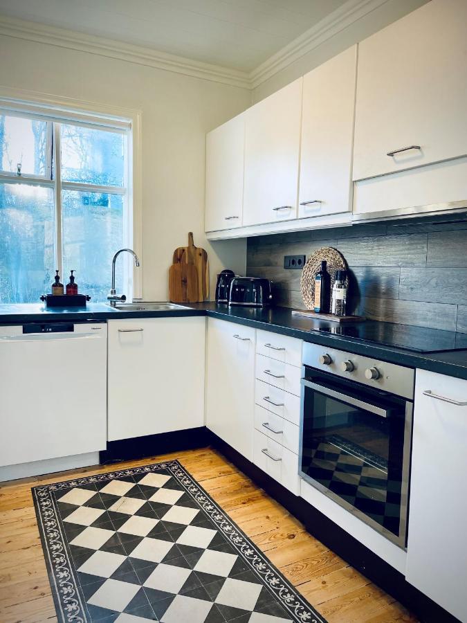 Day Dream Central Akureyri Three Bedroom Apt Ngoại thất bức ảnh