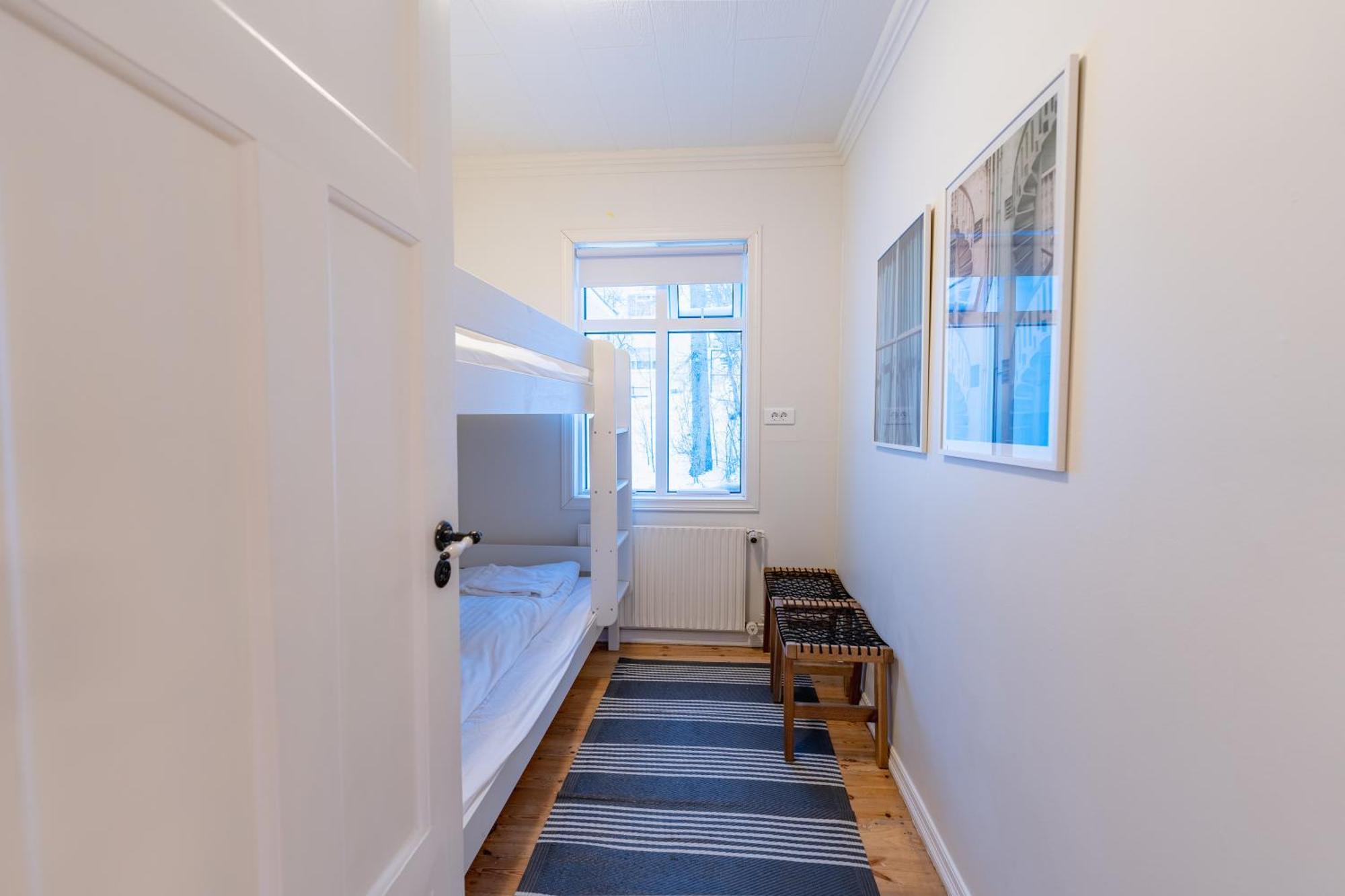 Day Dream Central Akureyri Three Bedroom Apt Ngoại thất bức ảnh